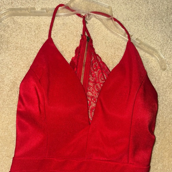 Emerald Sundae Vibrant Red Backless Dress - Picture 2 of 5